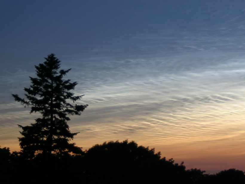 Researchers use lidar to examine atmospheric gravity waves.