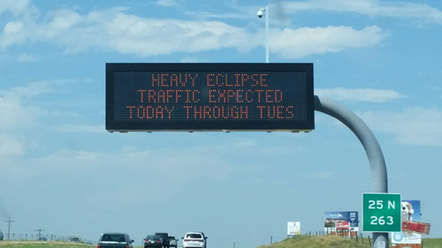 Eclipse-traffic-warning