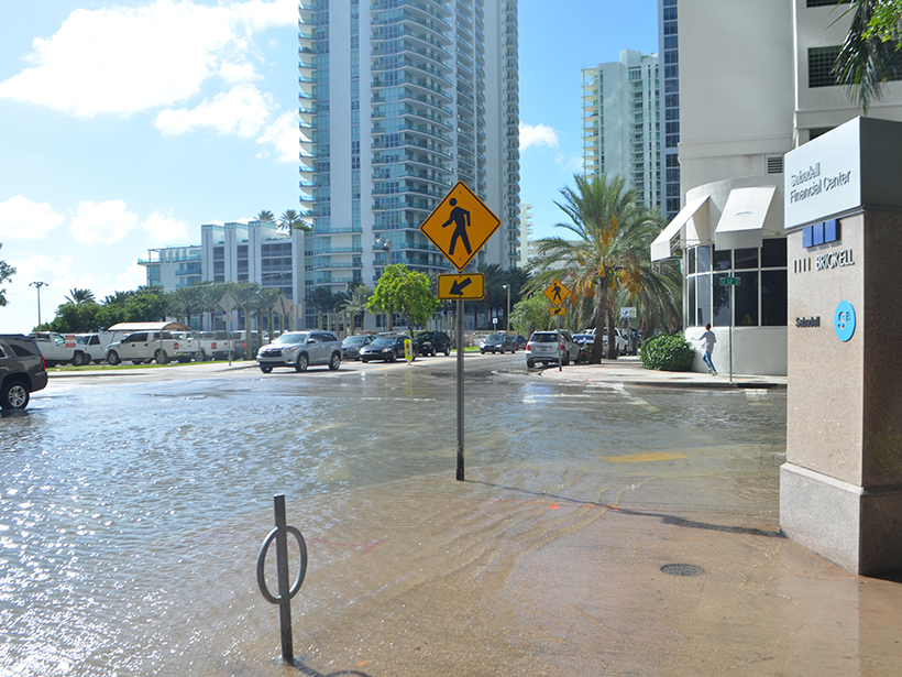 Flooding 17 October 2016 in downtown Miami, Fla.