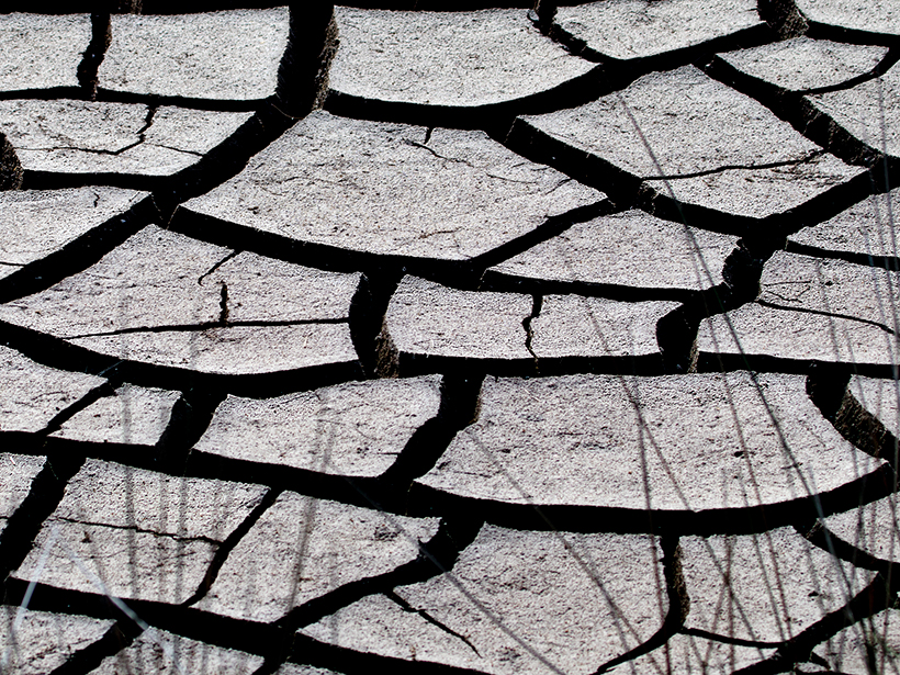Synthesized observations and analysis provide strong evidence that anthropogenic climate change is expanding dry areas in northern midlatitudes