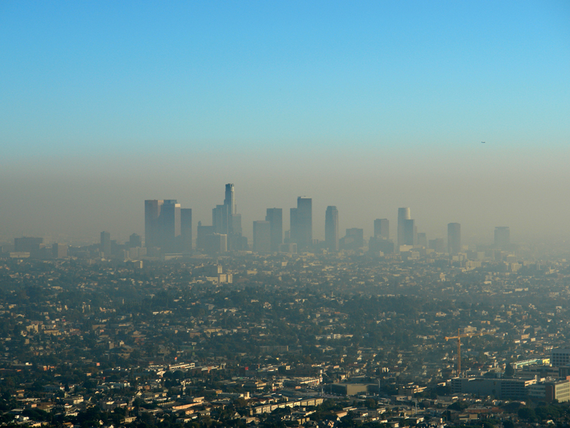 Smog covers downtown Los Angeles on 17 January 2007
