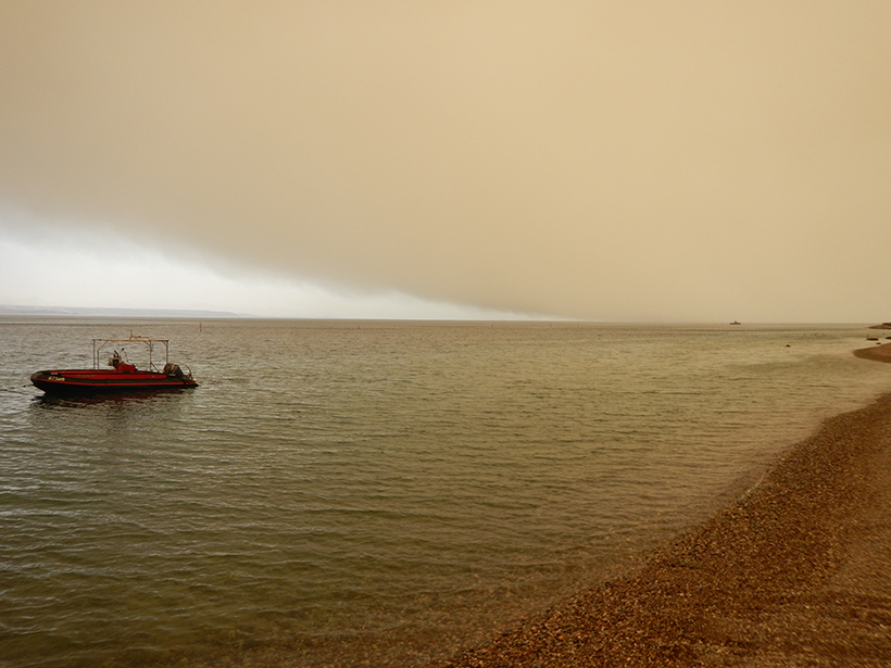 New research suggests that atmospheric dust does not control surface ocean productivity