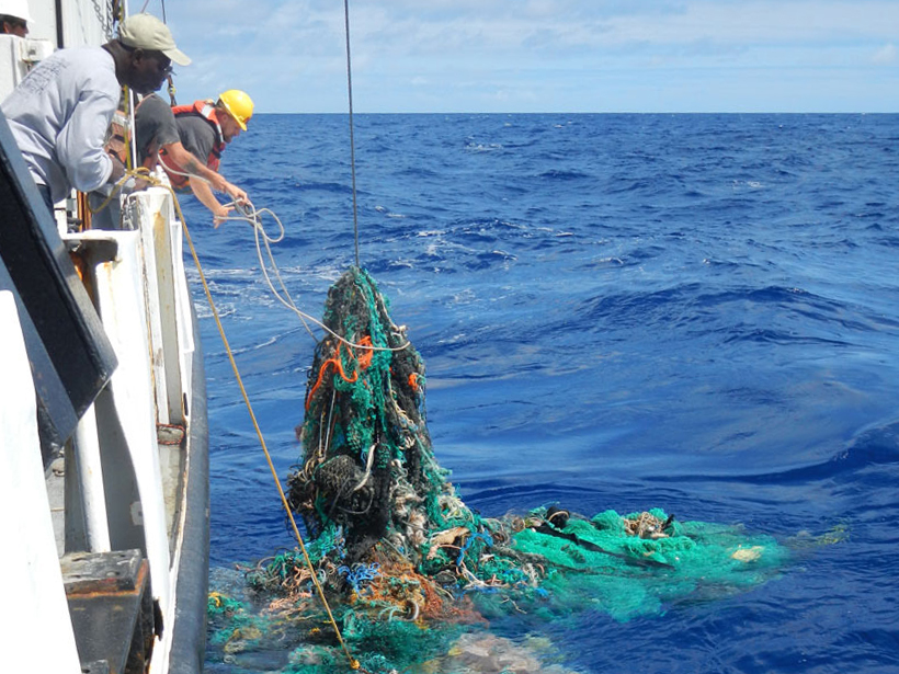 Pacific’s Garbage Hot Spot Holds More Plastic Debris Than Was Thought - Eos