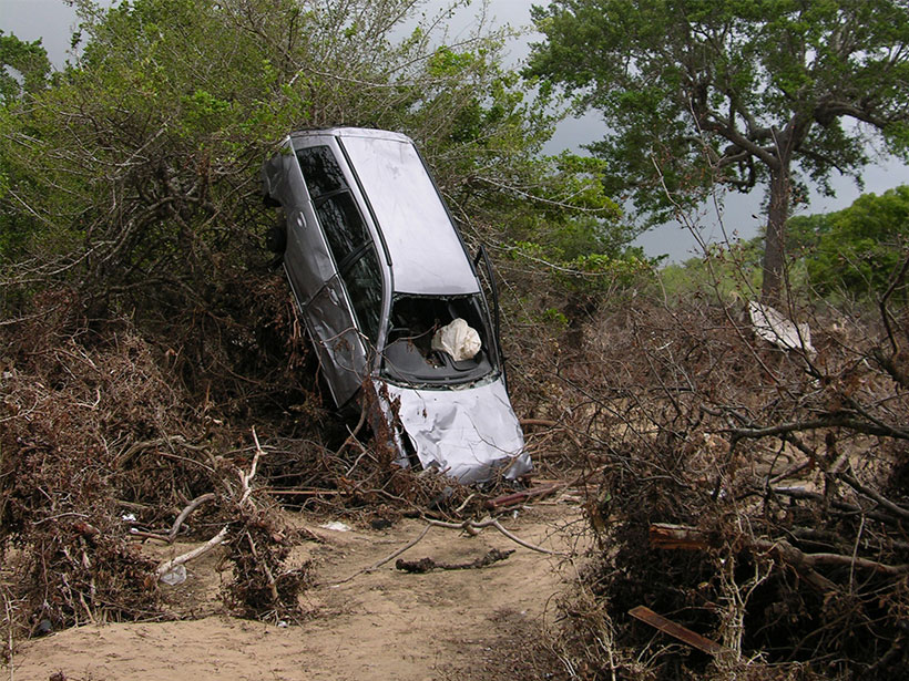 Researchers use a new method to uncover evidence for gravity tectonics after the great Sumatra quake