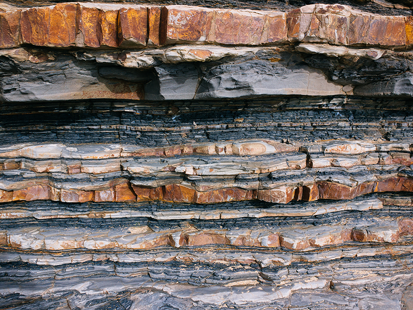 A rock sequence formed by deep-sea turbidity currents