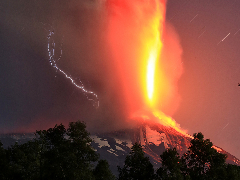 On 3 March 2015, Villarrica volcano near Pucón, Chile, erupted briefly but violently, for the first time in 30 years.