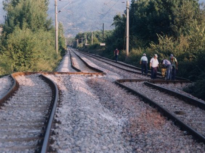 Distorted railway lines at the North Anatolian Fault due to the 1999 earthquake Aykut Barka