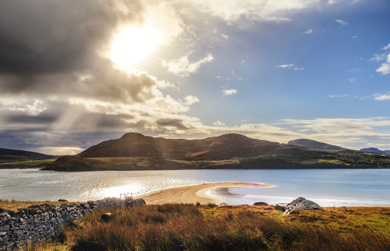 Photo of a Scottish loch and hillside