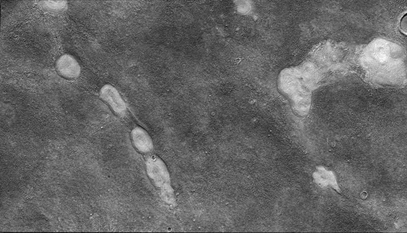Detailed images of mud volcanoes in Mars’s Acidalia Planitia