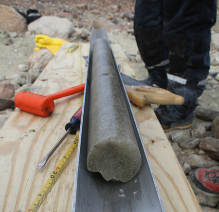 Long, dirty ice core Long, dirty ice core