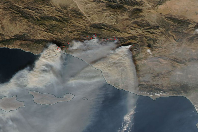 Smoke clouds from the Thomas Fire