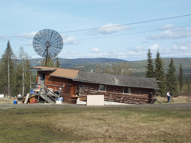 Picture of a house on slanted ground