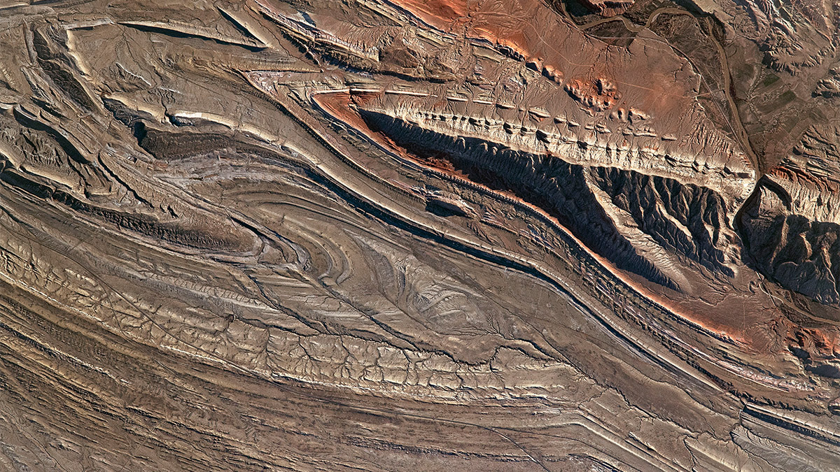 Photograph of the Sheep Mountain Anticline.