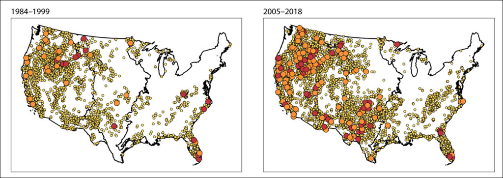 Two maps of the contiguous United States show the spatial distribution of fires during a past time interval (left) and a more recent time interval (right). In the past, there were many smaller fires concentrated in the western, southwestern, and Gulf Coast states, with a few extreme fires dotted mostly around the Pacific Northwest and along the Atlantic Coast. More recently, small fires have become more frequent in the western United States, Great Plains, along Appalachia, and along the Atlantic Coast. Extreme fires have also become more frequent but only in the western and central United States.