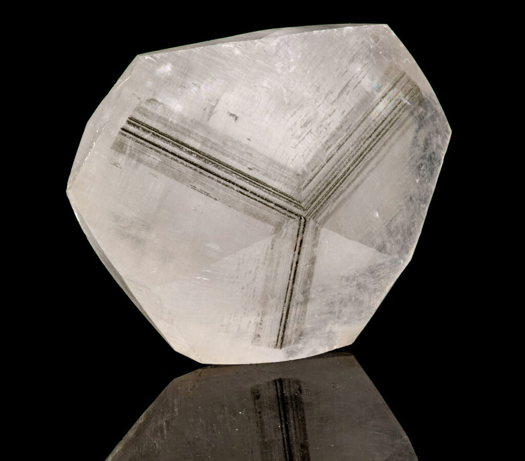 Singular calcite formation.