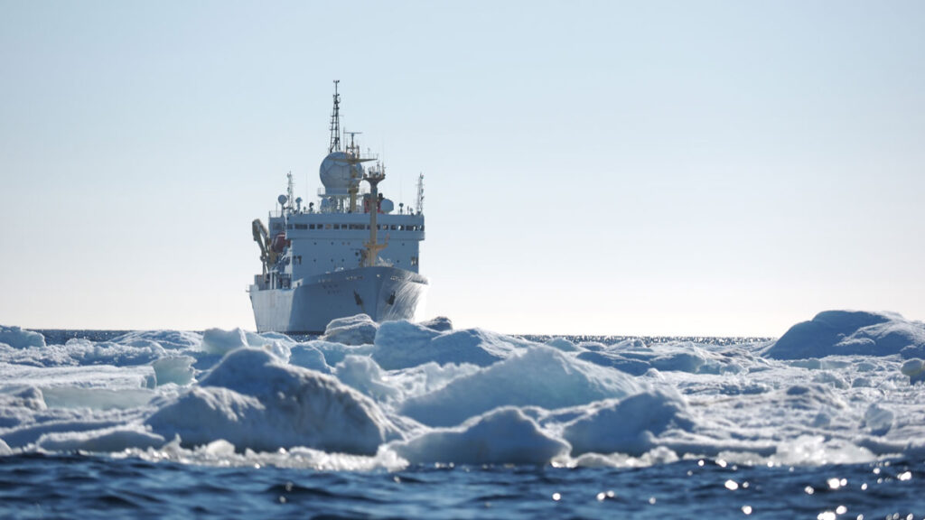 R/V Mirai makes its way across Arctic sea ice.