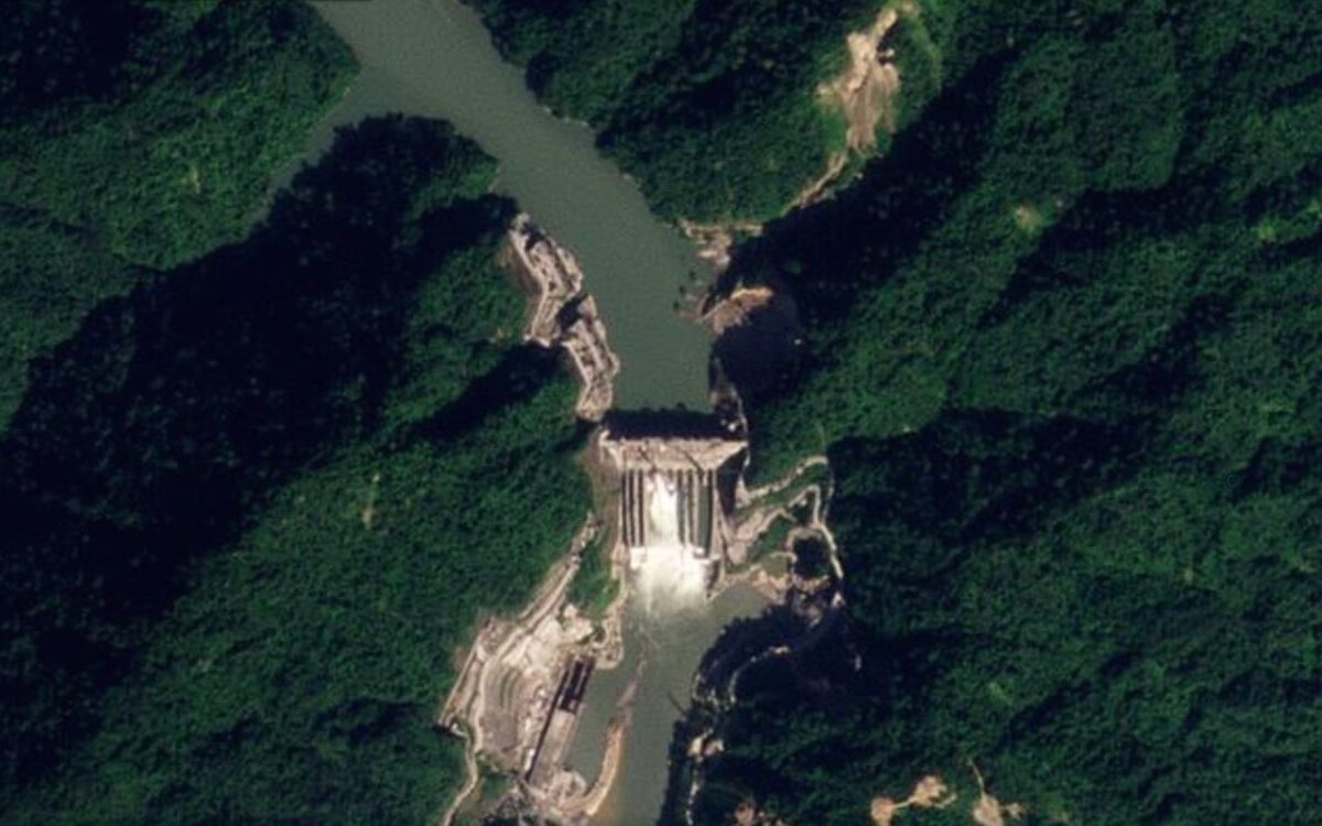 Satellite image of the site of the Subansiri Lower Hydroelectric Dam, after the landslide. Image copyright Planet, used with permission. Image dated 29 October 2023.