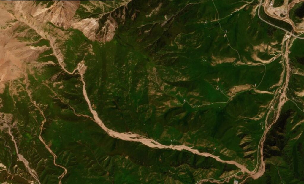 Planet Labs image of the aftermath of the 22 July 2021 Xiao Dongsuo debris flow. 