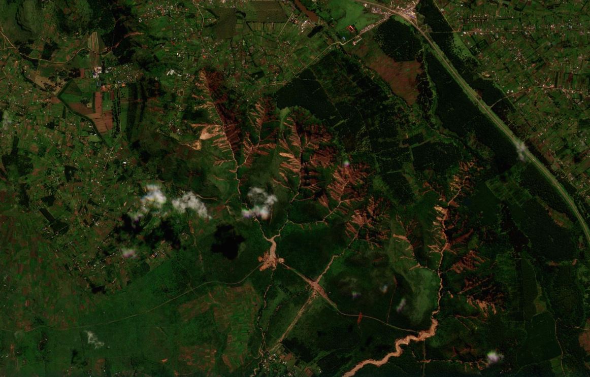 Satellite image of the landslides that caused the 29 April 2024 Mai Mahui debris flow in Kenya.