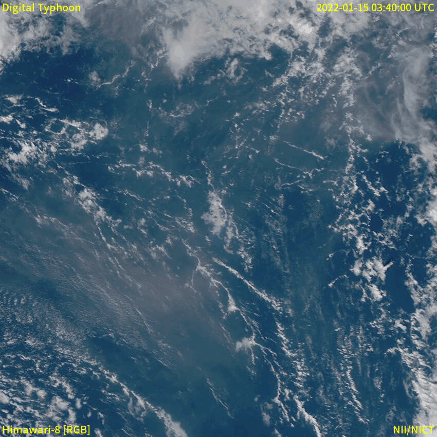 A gif of the Hunga Tonga–Hunga Ha‘apai volcano eruption seen from above.