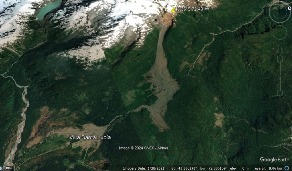 Google Earth image showing the aftermath of the 17 December 2017 Santa Lucía landslide in Chile.