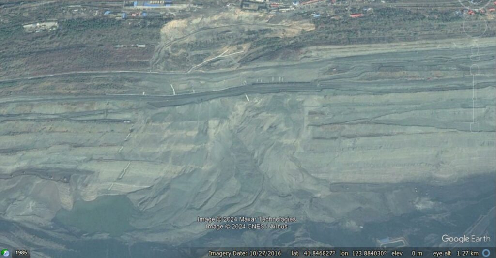 Google Earth image from October 2016 showing the failure at Fushun West OPM.