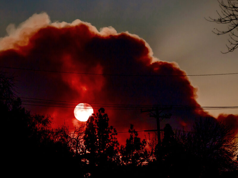 Access to Air-Conditioning May Affect Wildfire-Related Health Outcomes