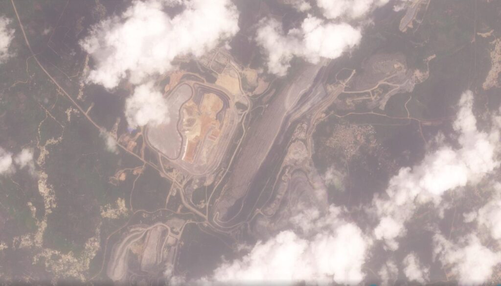 Satellite image of the Beposo TSF after the reported day of the failure. 