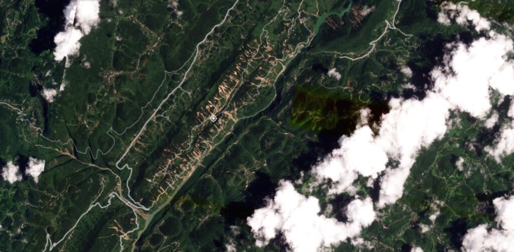 The aftermath of the 12 July 2024 landslides in Pengshui County, Chongqing, China. Image copyright Planet, used with permission. Image dated 1 August 2024.