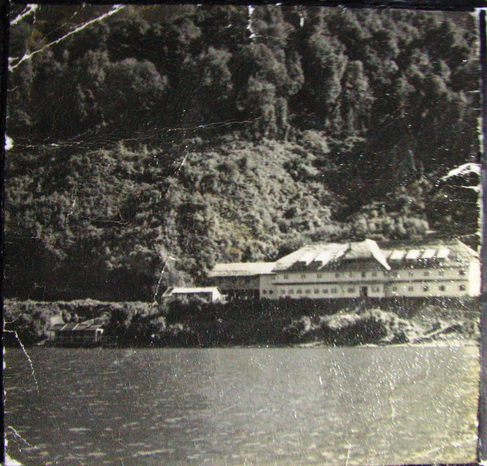 Hotel Termas de Rupanco., which was destroyed by the landslide-induced tsunami 1960.