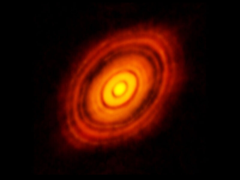 Planets Might Form When Dust “Wobbles” in Just the Right Way