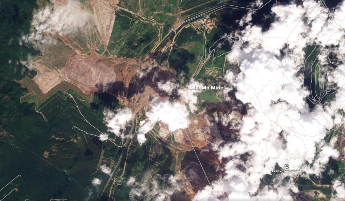 Planet imagery of the 4 November 2025 landslide at Mae Moh Mine in Thailand