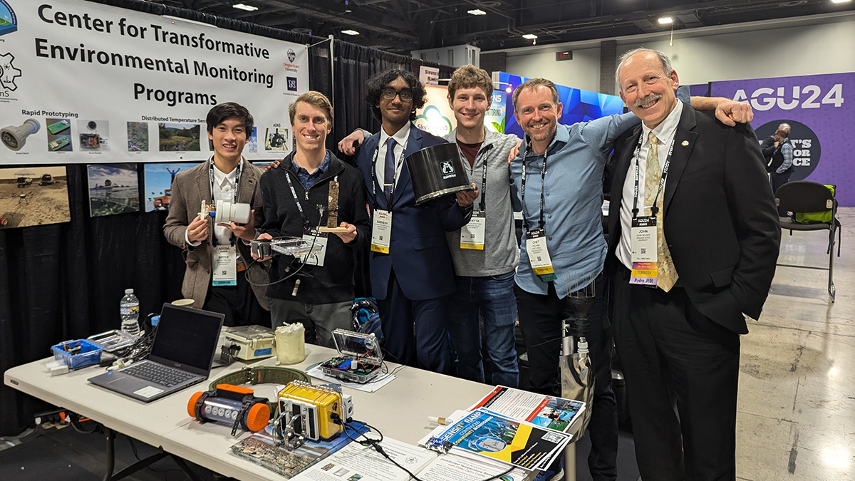 Chet Udell (second from right) and students at a MacGyver session at AGU24.
