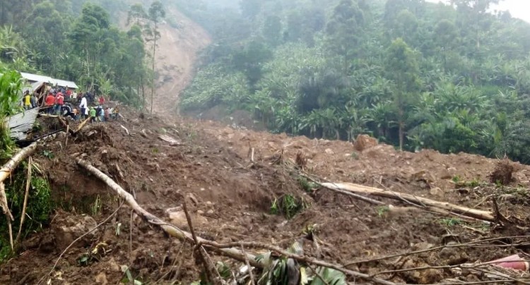 The 13 January 2026 landslide at Burutsi in D.R. Congo. Image posted by kabalisolo.com.