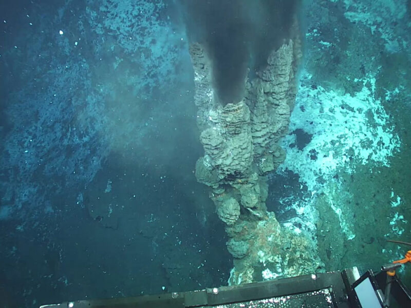 A Mid-Ocean Ridge in the Norwegian Sea Pumps Out Hydrogen