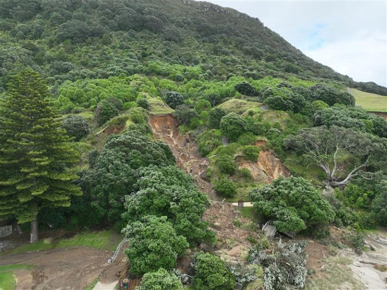 Landslides on Mauao following the 22 January 2026 rainfall event.