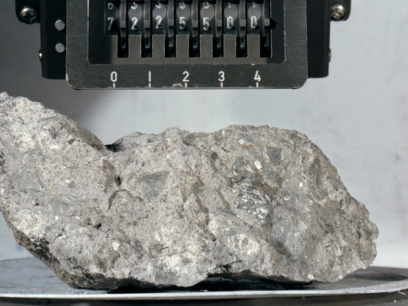 Apollo Samples Told a Conflicting Story About Lunar Magnetism, Until Now