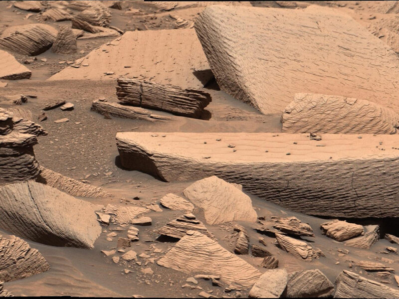 Curiosity Stumbles Upon Evidence of Ancient Martian Winds