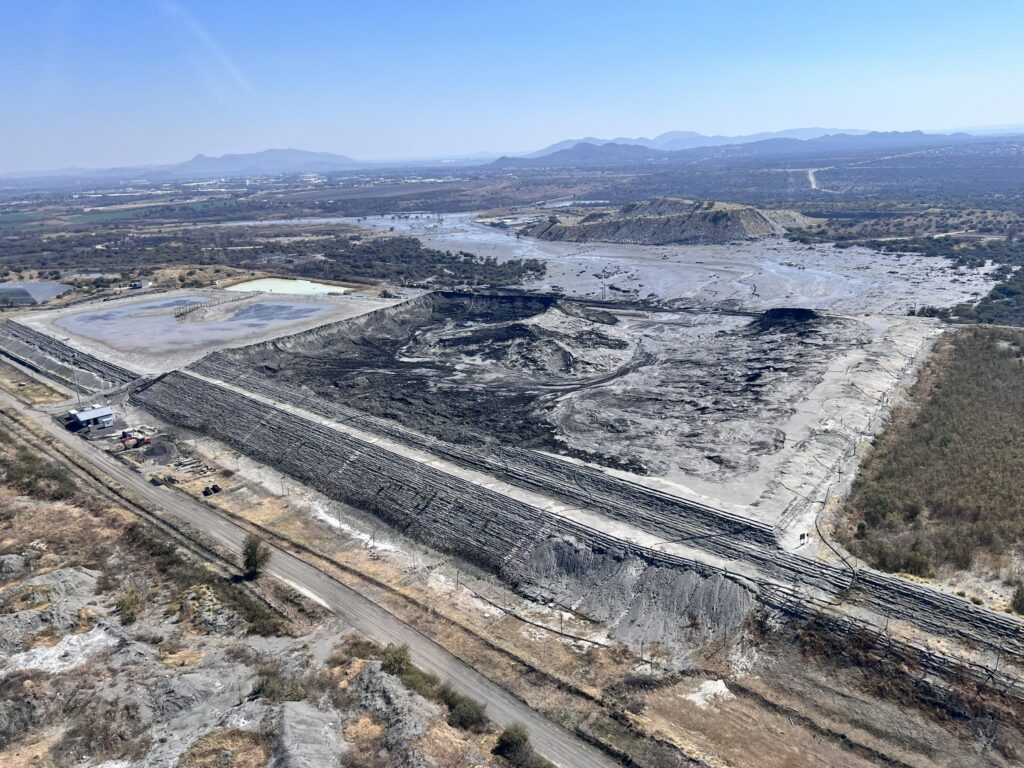 The aftermath of the TSF failure at the Samancor Dikwena Chrome Mine tailings storage facility near Brits.