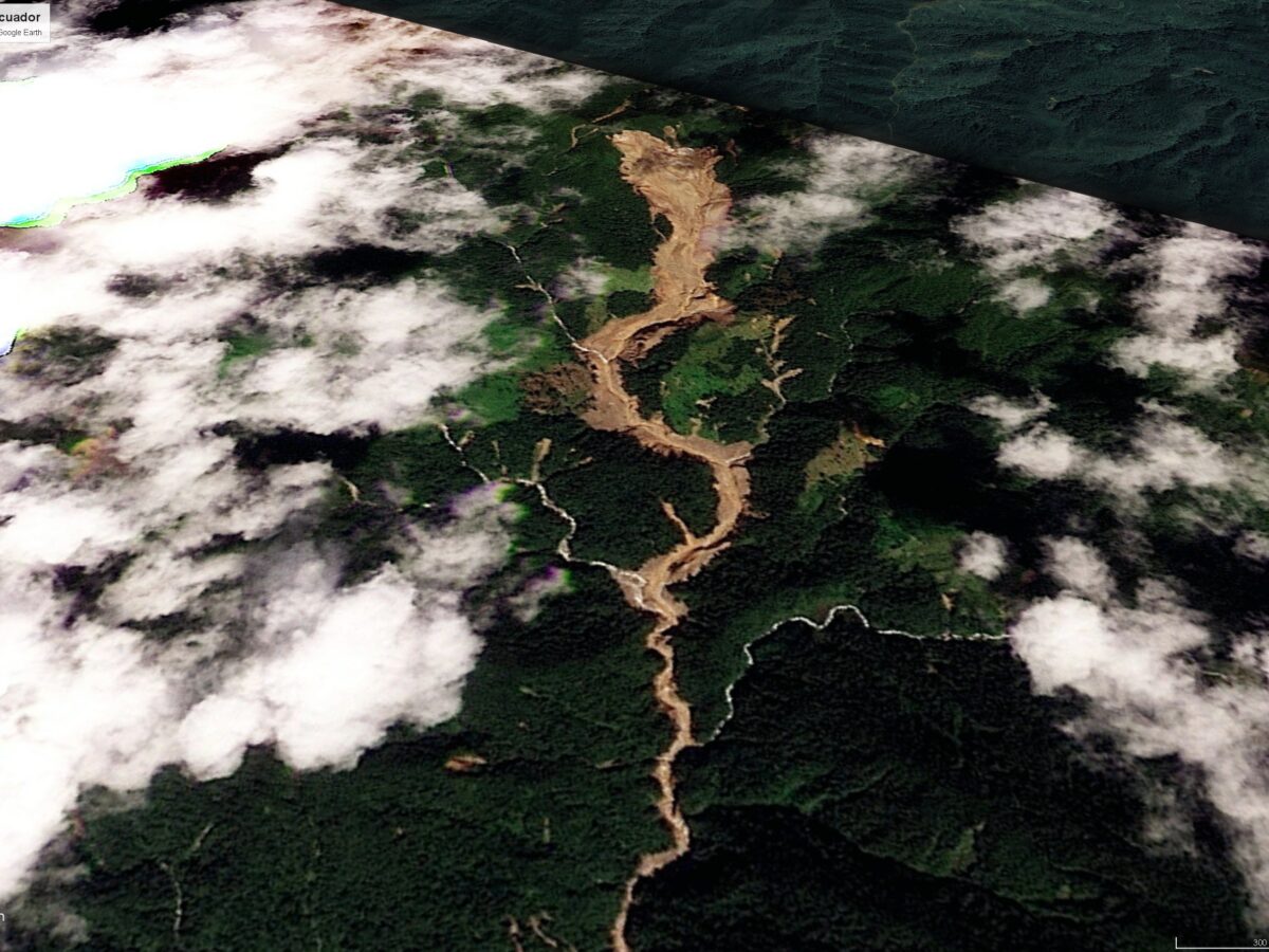 Planet Labs image of Cantzama in Ecuador, overlain into Google Earth, showing the landslide that triggered the catastrophic debris flow.